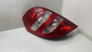 Fanale posteriore principale sinistro (luci)