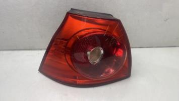Fanale posteriore principale sinistro (luci)
