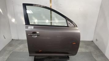 Porte avant droit