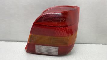 Fanale posteriore principale destro (luci)