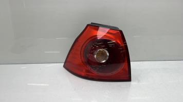 Fanale posteriore principale sinistro (luci)