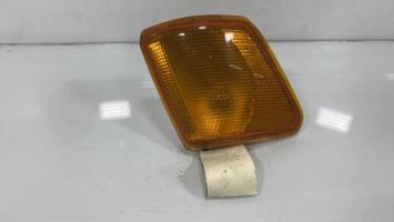 Gruppo ottico anteriore secondario destro (luci)(freccia)