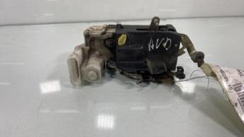 Cerradura delantera derecha