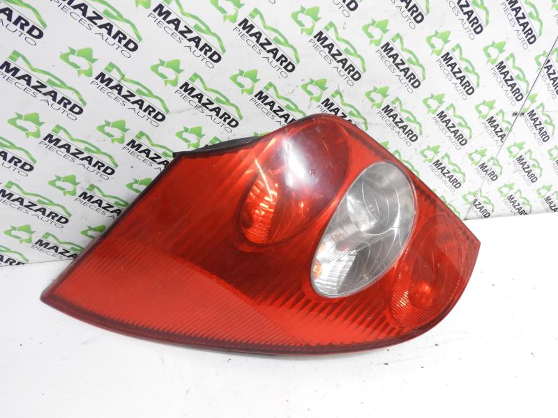 Fanale posteriore principale sinistro (luci)