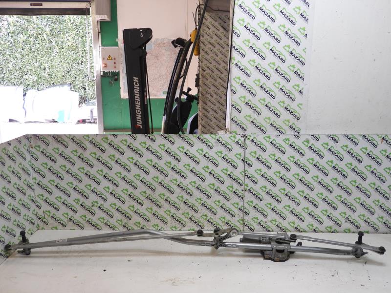 Moteur essuie glace avant