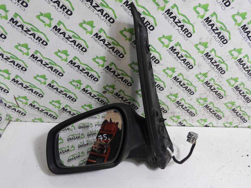 Retrovisor izquierdo
