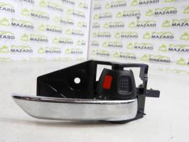 Poignee interieur avant droit