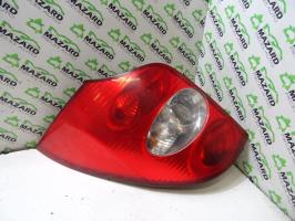 Fanale posteriore principale sinistro (luci)