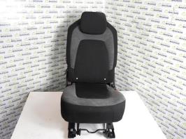 Asiento trasero derecho