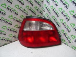 Fanale posteriore principale sinistro (luci)