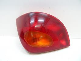 Fanale posteriore principale sinistro (luci)