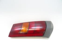 Fanale posteriore principale sinistro (luci)