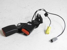 Attache ceinture arriere droit