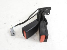 Attache ceinture arriere droit