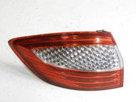 Fanale posteriore principale sinistro (luci)