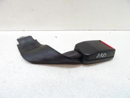 Attache ceinture arriere droit