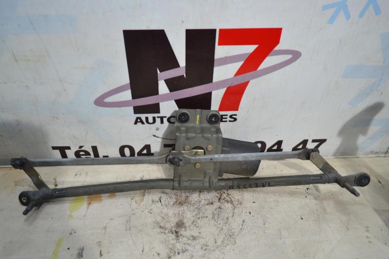 Motor de limpiaparabrisas delantero