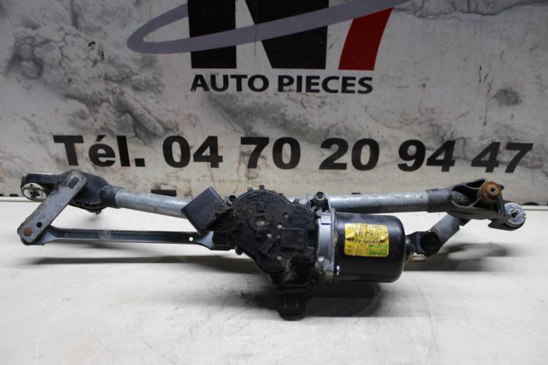 Moteur essuie glace avant