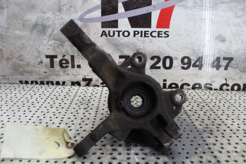 Fusee avant gauche