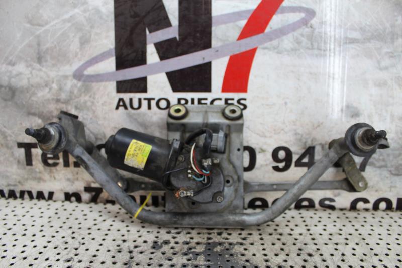 Moteur essuie glace avant