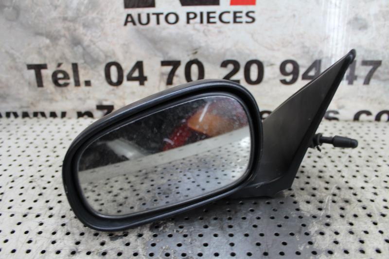 Retrovisor izquierdo