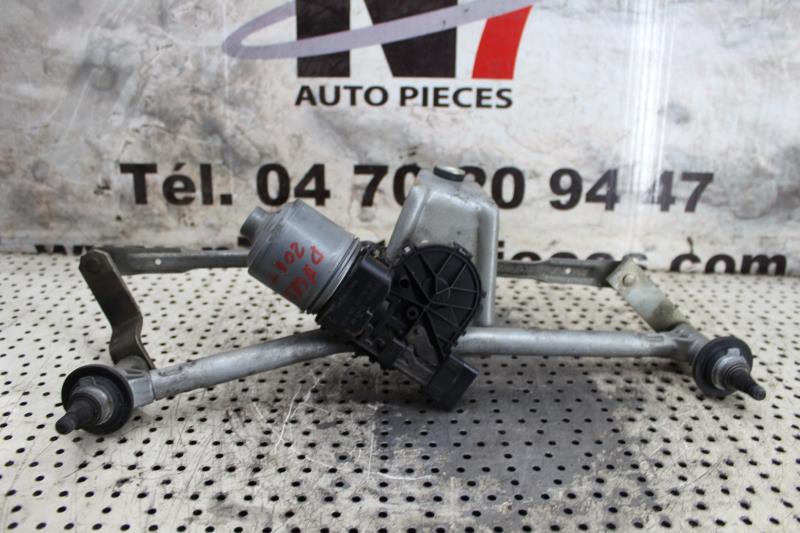Moteur essuie glace avant