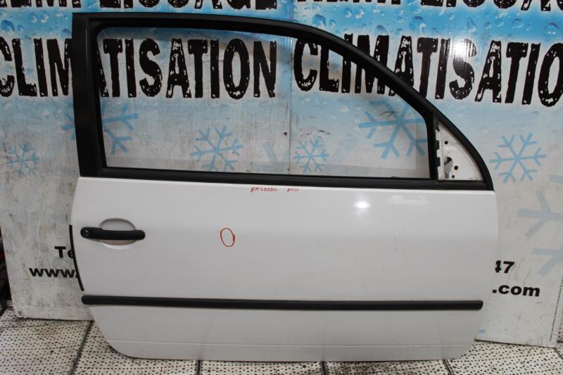 Porte avant droit