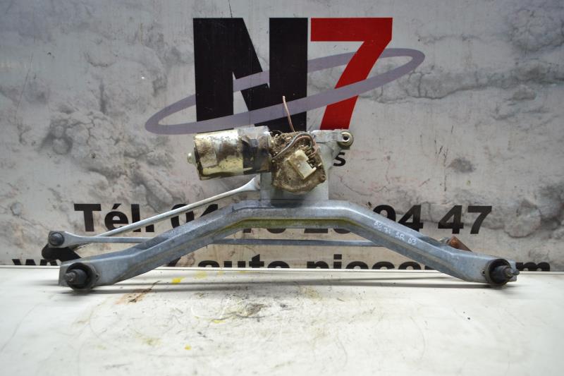 Moteur essuie glace avant