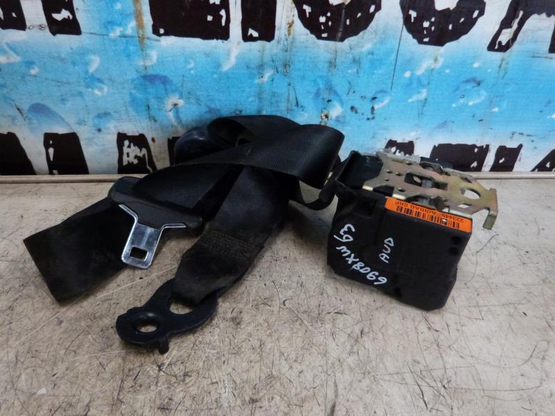 Ceinture avant droit