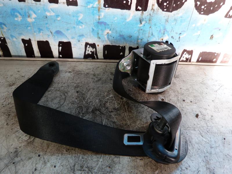 Ceinture avant droit