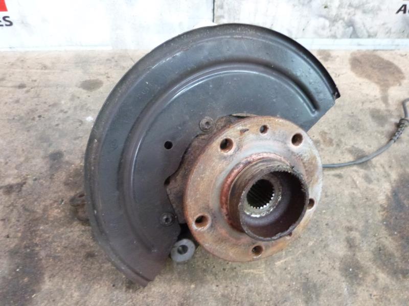 Fusee avant gauche