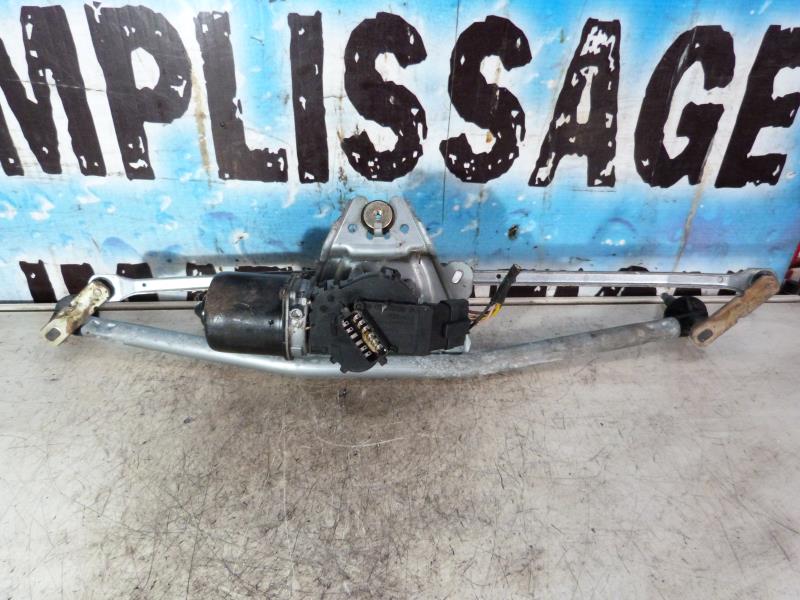 Moteur essuie glace avant