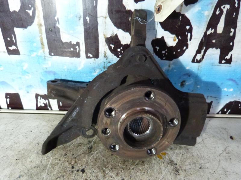 Fusee avant gauche