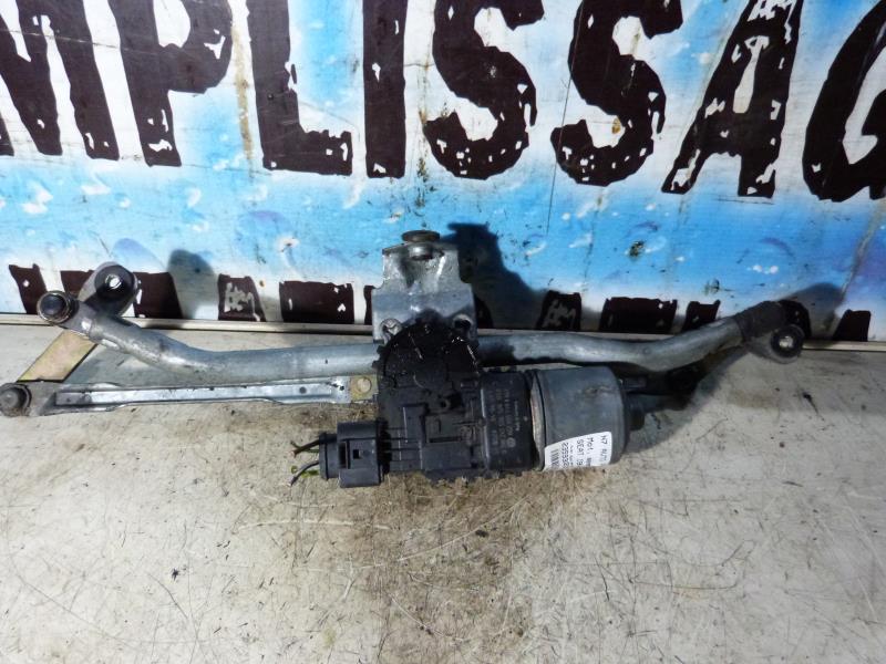 Moteur essuie glace avant