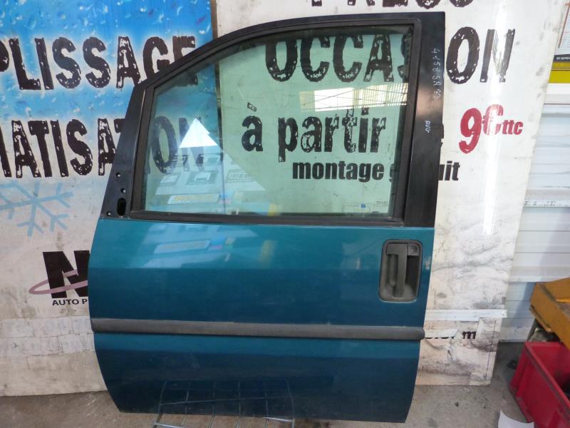Porte avant gauche