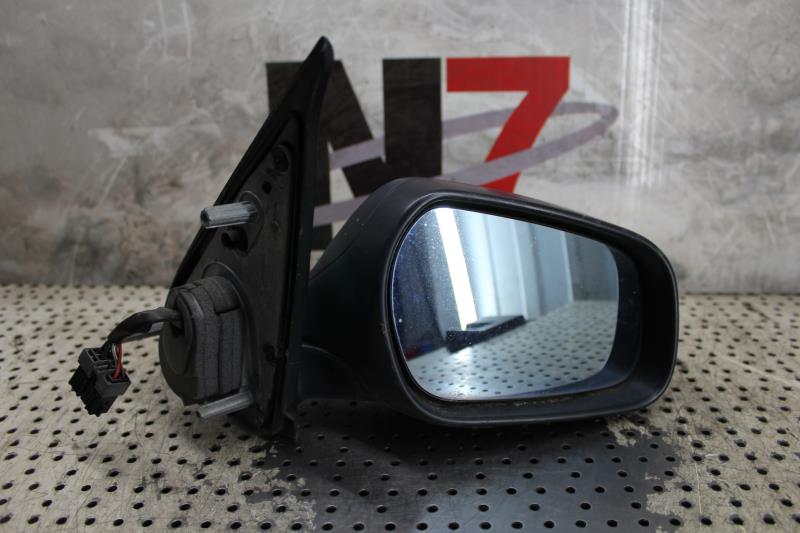 Specchietto retrovisore destro