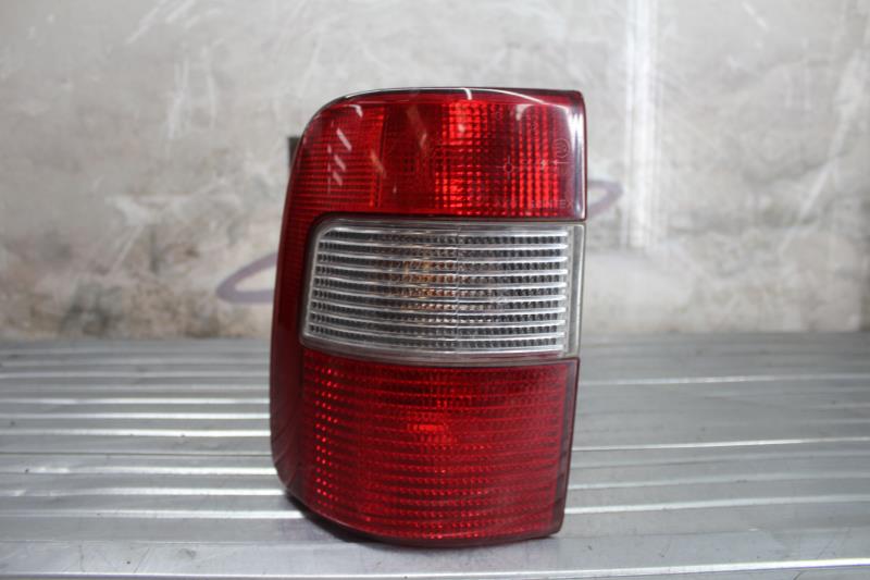 Fanale posteriore principale sinistro (luci)