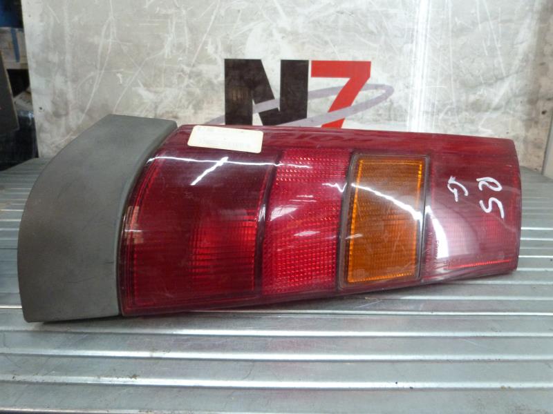 Fanale posteriore principale sinistro (luci)