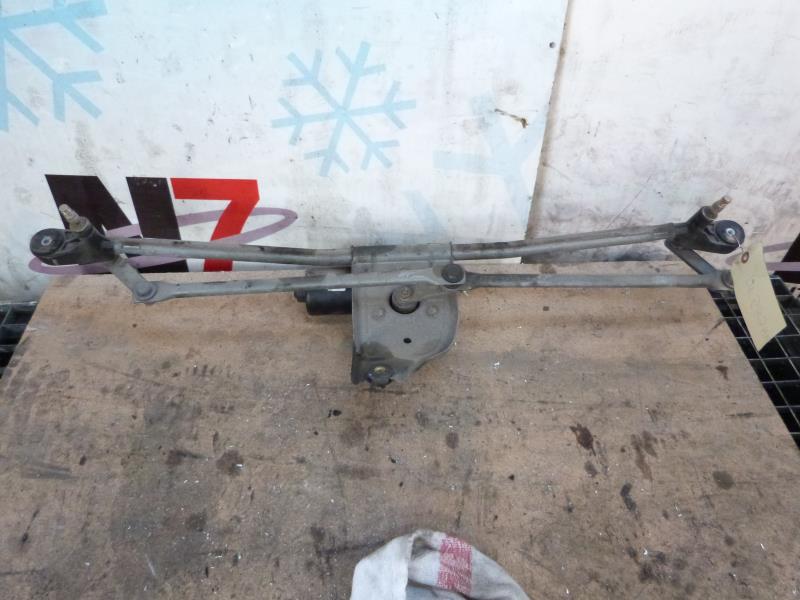 Moteur essuie glace avant