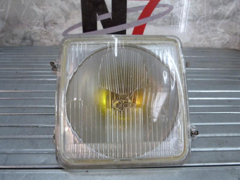 Óptica delantera principal derecha (luces) (faro)