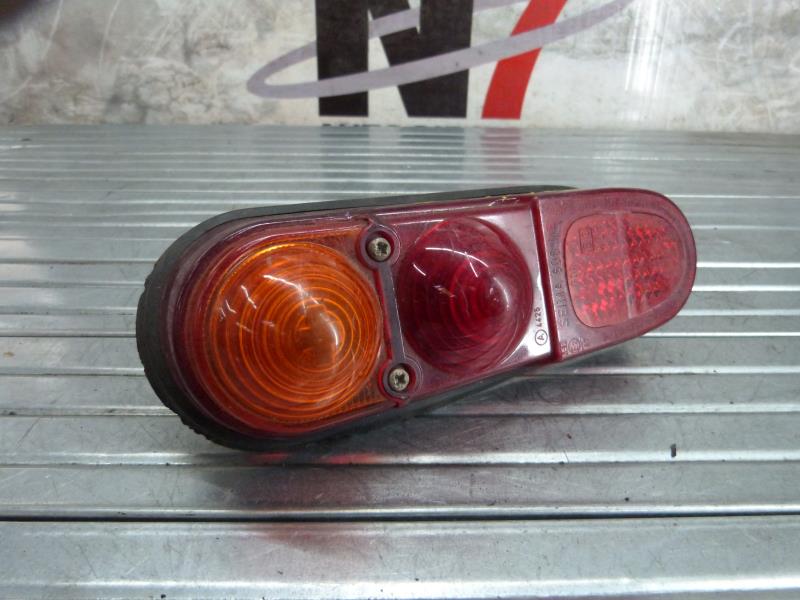 Fanale posteriore principale sinistro (luci)