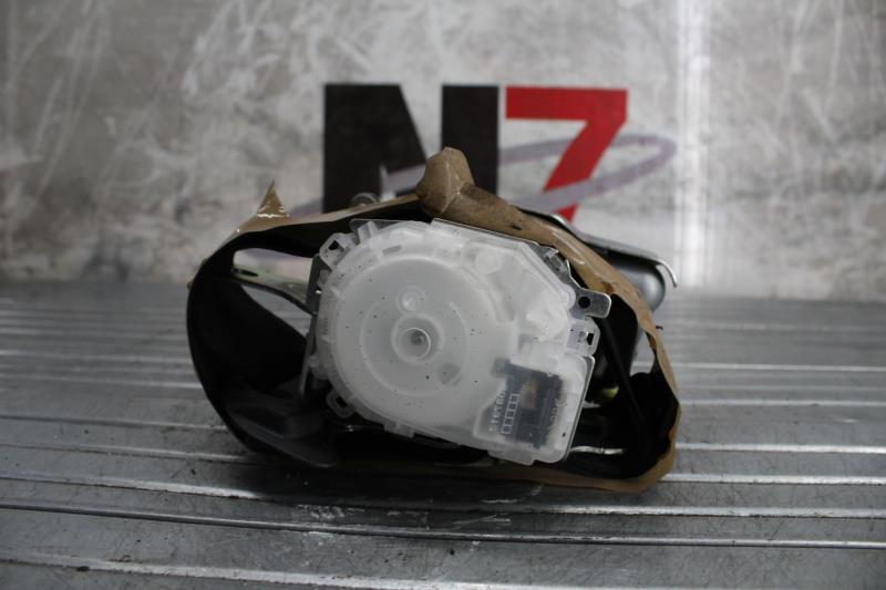 Ceinture avant droit