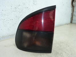 Fanale posteriore principale sinistro (luci)