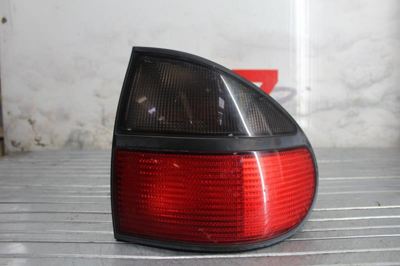 Fanale posteriore principale destro (luci)
