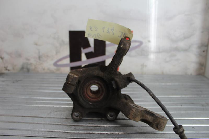 Fusee avant gauche