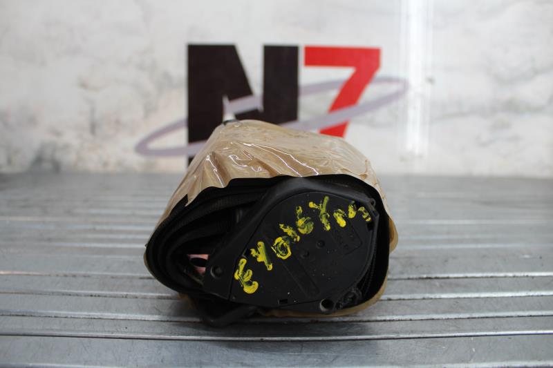 Ceinture arriere droit