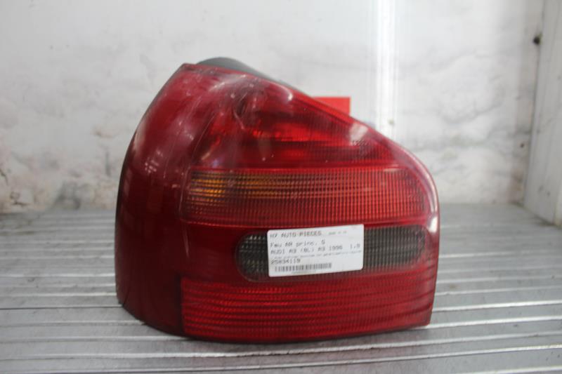 Fanale posteriore principale sinistro (luci)
