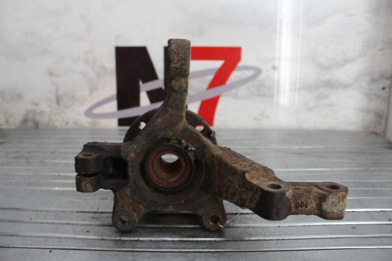 Fusee avant gauche