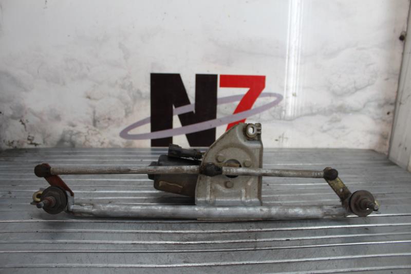 Moteur essuie glace avant