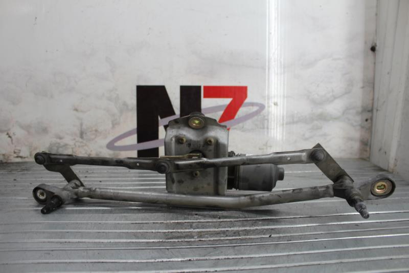 Moteur essuie glace avant